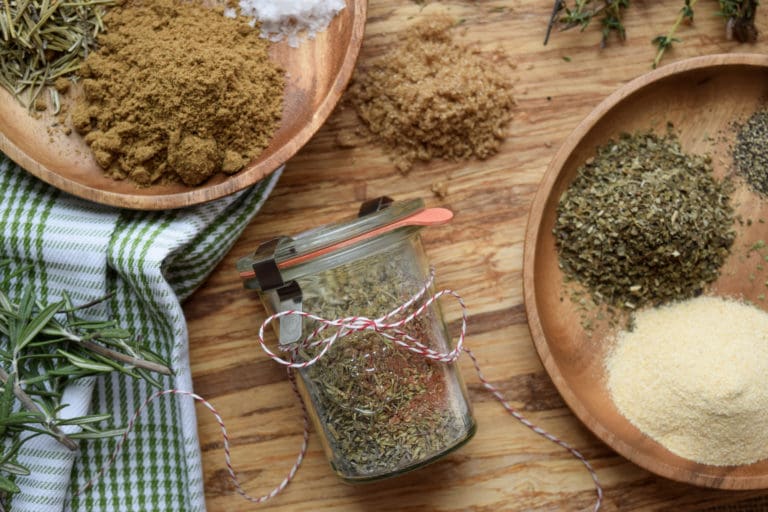 DIY Father’s Day BBQ Rubs!